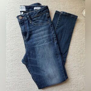WILLIAM RAST Skinny Jean (26) (medium wash)